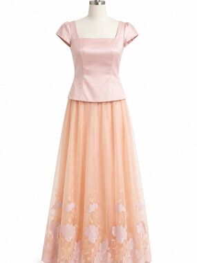 Talbots Peach Maxi dress with Floral Appliqué